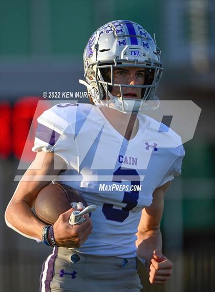 Thumbnail 3 in Klein Cain vs Klein Forest photogallery.