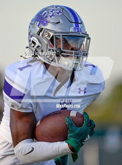 Thumbnail 1 in Klein Cain vs Klein Forest photogallery.