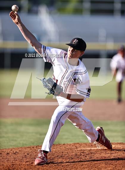 Thumbnail 3 in Mendota @ Fresno Christian (CIF Central Section D6 Semi Final) photogallery.