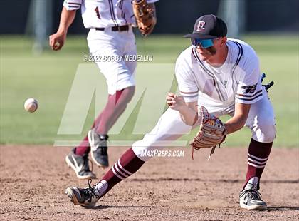 Thumbnail 3 in Mendota @ Fresno Christian (CIF Central Section D6 Semi Final) photogallery.