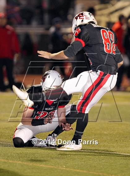 Thumbnail 2 in Redlands East Valley vs. Ridgeview (CIF SoCal Regional D2 Final) photogallery.