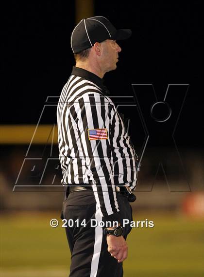 Thumbnail 1 in Redlands East Valley vs. Ridgeview (CIF SoCal Regional D2 Final) photogallery.
