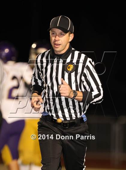 Thumbnail 1 in Redlands East Valley vs. Ridgeview (CIF SoCal Regional D2 Final) photogallery.