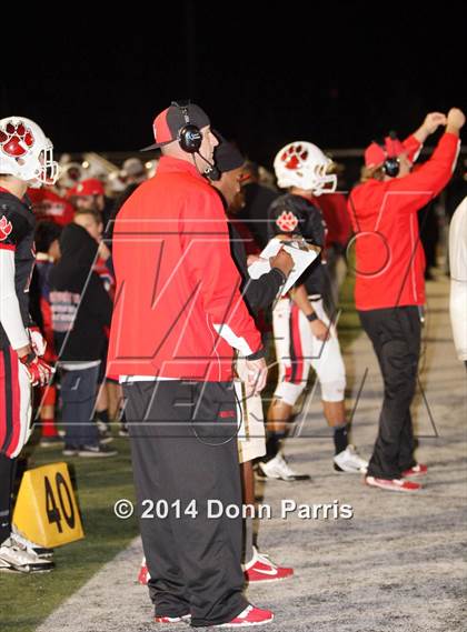 Thumbnail 3 in Redlands East Valley vs. Ridgeview (CIF SoCal Regional D2 Final) photogallery.