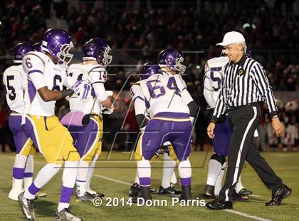 Thumbnail 1 in Redlands East Valley vs. Ridgeview (CIF SoCal Regional D2 Final) photogallery.