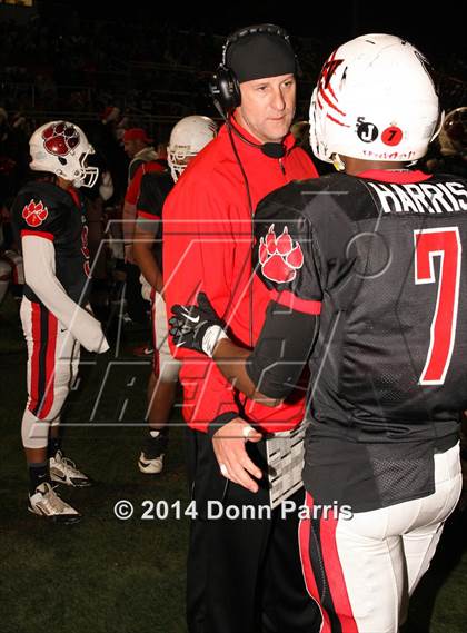 Thumbnail 2 in Redlands East Valley vs. Ridgeview (CIF SoCal Regional D2 Final) photogallery.