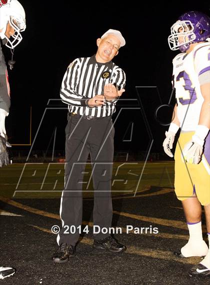 Thumbnail 2 in Redlands East Valley vs. Ridgeview (CIF SoCal Regional D2 Final) photogallery.