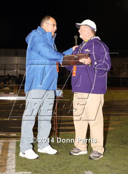 Thumbnail 1 in Redlands East Valley vs. Ridgeview (CIF SoCal Regional D2 Final) photogallery.