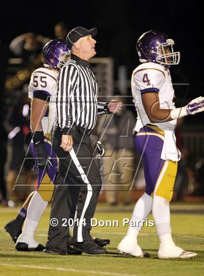 Thumbnail 2 in Redlands East Valley vs. Ridgeview (CIF SoCal Regional D2 Final) photogallery.