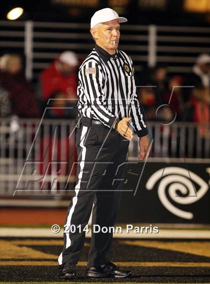 Thumbnail 2 in Redlands East Valley vs. Ridgeview (CIF SoCal Regional D2 Final) photogallery.