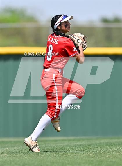 Thumbnail 3 in Madison vs Lee photogallery.