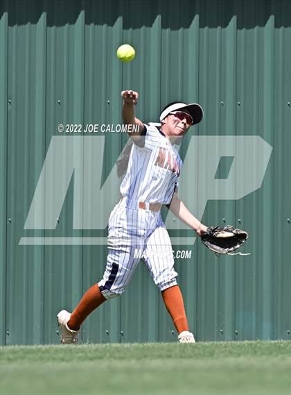 Thumbnail 3 in Madison vs Lee photogallery.