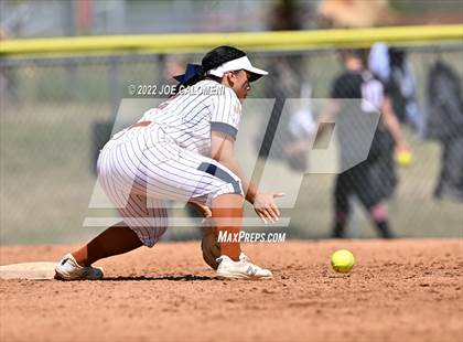 Thumbnail 3 in Madison vs Lee photogallery.