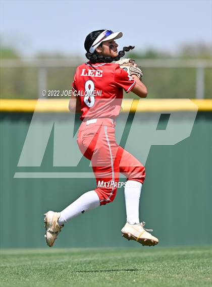 Thumbnail 2 in Madison vs Lee photogallery.