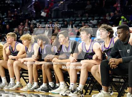 Thumbnail 2 in Blue Valley Northwest vs. Heights (KSHSAA 6A Final) photogallery.