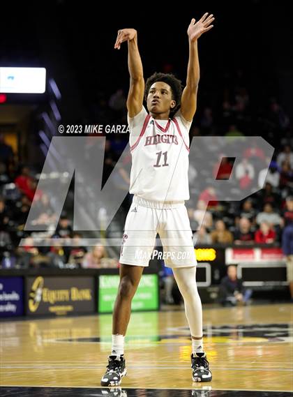 Thumbnail 3 in Blue Valley Northwest vs. Heights (KSHSAA 6A Final) photogallery.