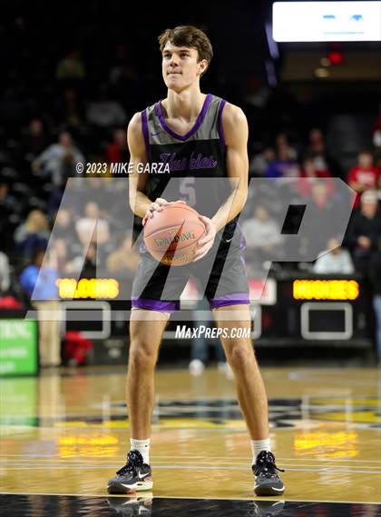 Thumbnail 1 in Blue Valley Northwest vs. Heights (KSHSAA 6A Final) photogallery.