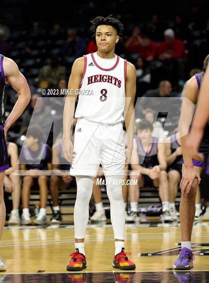 Thumbnail 2 in Blue Valley Northwest vs. Heights (KSHSAA 6A Final) photogallery.