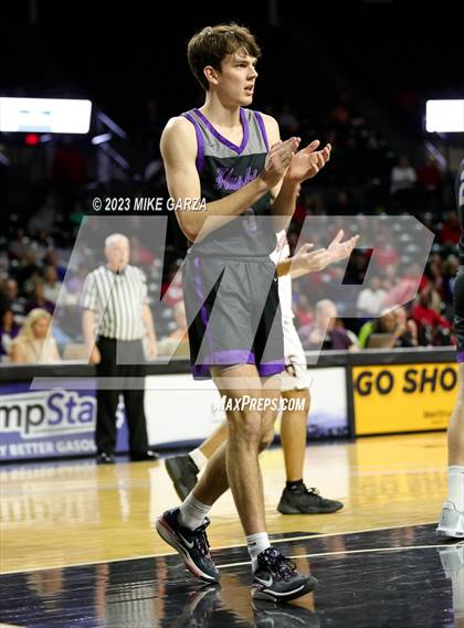 Thumbnail 2 in Blue Valley Northwest vs. Heights (KSHSAA 6A Final) photogallery.