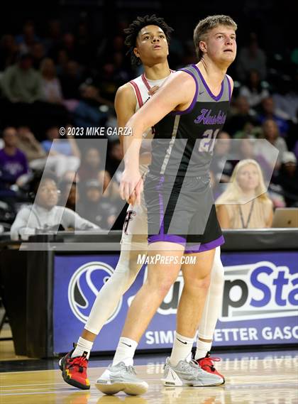 Thumbnail 1 in Blue Valley Northwest vs. Heights (KSHSAA 6A Final) photogallery.