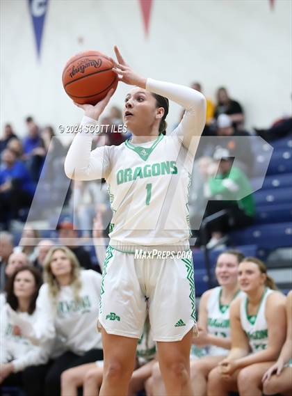 Thumbnail 1 in Warren vs Fairland (OHSAA D2 District Semifinal) photogallery.