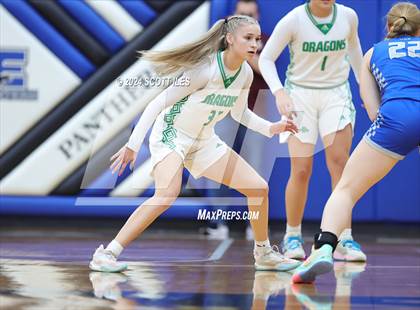 Thumbnail 3 in Warren vs Fairland (OHSAA D2 District Semifinal) photogallery.