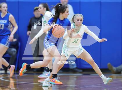 Thumbnail 3 in Warren vs Fairland (OHSAA D2 District Semifinal) photogallery.