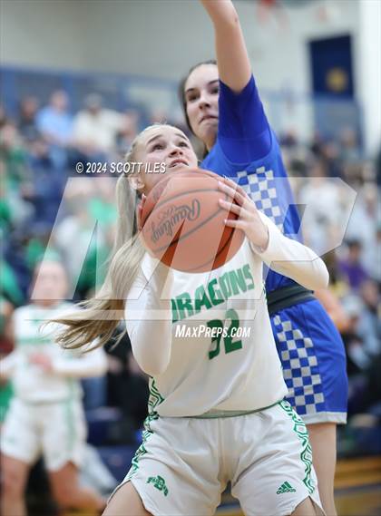 Thumbnail 3 in Warren vs Fairland (OHSAA D2 District Semifinal) photogallery.