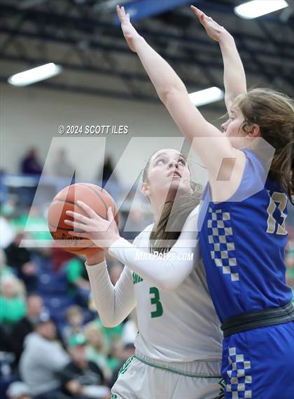 Thumbnail 2 in Warren vs Fairland (OHSAA D2 District Semifinal) photogallery.