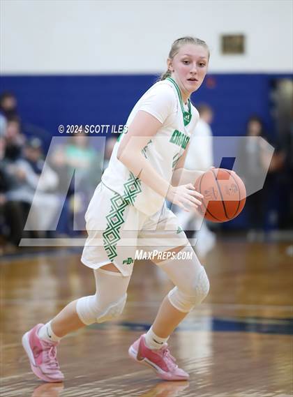 Thumbnail 2 in Warren vs Fairland (OHSAA D2 District Semifinal) photogallery.