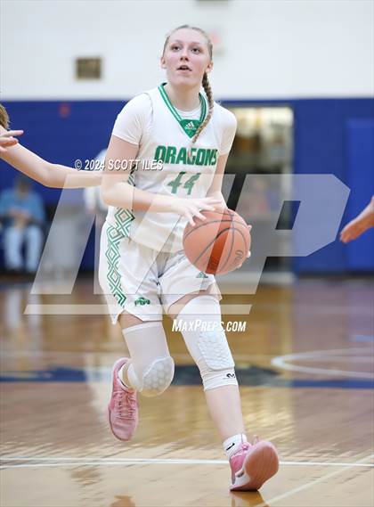 Thumbnail 3 in Warren vs Fairland (OHSAA D2 District Semifinal) photogallery.