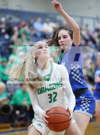 Thumbnail 2 in Warren vs Fairland (OHSAA D2 District Semifinal) photogallery.