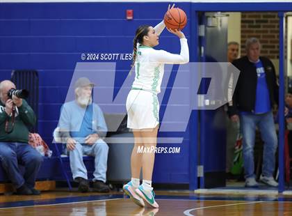 Thumbnail 2 in Warren vs Fairland (OHSAA D2 District Semifinal) photogallery.