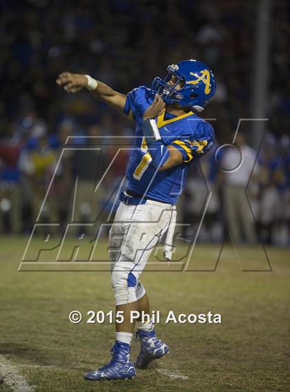 Thumbnail 1 in Bishop Amat vs Crespi photogallery.