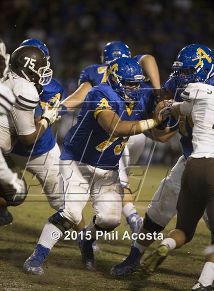 Thumbnail 2 in Bishop Amat vs Crespi photogallery.