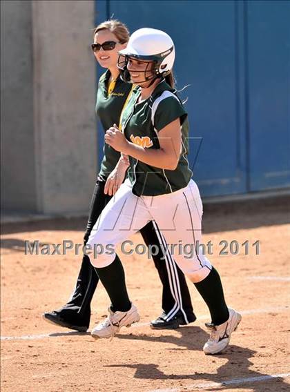 Thumbnail 3 in Edison vs. El Modena (Woodbridge Tournament) photogallery.