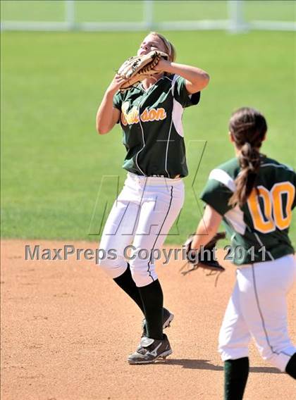 Thumbnail 3 in Edison vs. El Modena (Woodbridge Tournament) photogallery.