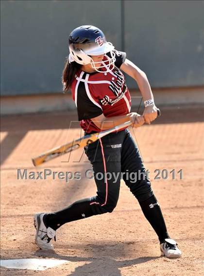 Thumbnail 1 in Edison vs. El Modena (Woodbridge Tournament) photogallery.