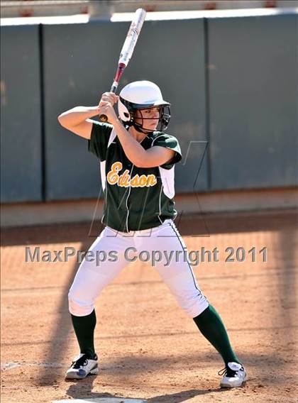 Thumbnail 1 in Edison vs. El Modena (Woodbridge Tournament) photogallery.