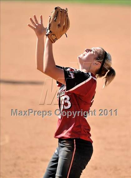 Thumbnail 2 in Edison vs. El Modena (Woodbridge Tournament) photogallery.