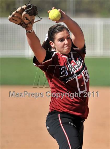 Thumbnail 3 in Edison vs. El Modena (Woodbridge Tournament) photogallery.