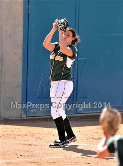 Thumbnail 2 in Edison vs. El Modena (Woodbridge Tournament) photogallery.