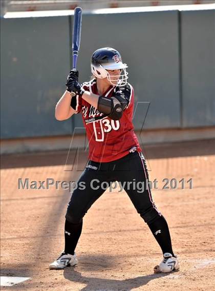 Thumbnail 1 in Edison vs. El Modena (Woodbridge Tournament) photogallery.