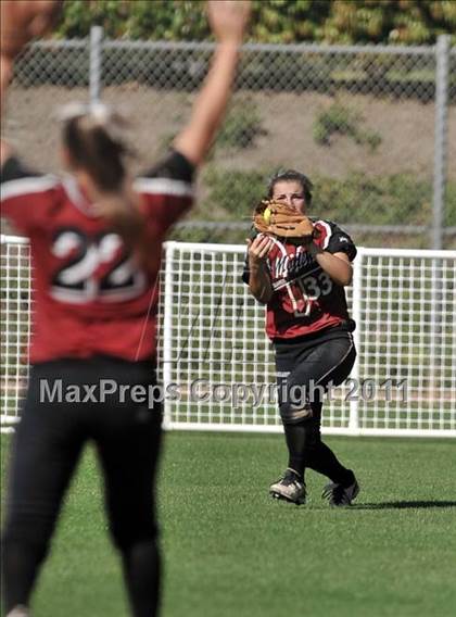 Thumbnail 3 in Edison vs. El Modena (Woodbridge Tournament) photogallery.