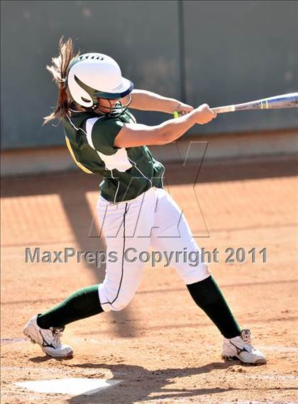 Thumbnail 1 in Edison vs. El Modena (Woodbridge Tournament) photogallery.