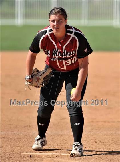 Thumbnail 1 in Edison vs. El Modena (Woodbridge Tournament) photogallery.