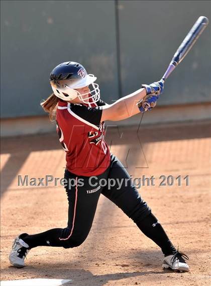 Thumbnail 1 in Edison vs. El Modena (Woodbridge Tournament) photogallery.
