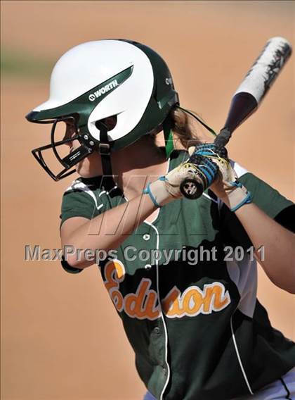 Thumbnail 1 in Edison vs. El Modena (Woodbridge Tournament) photogallery.