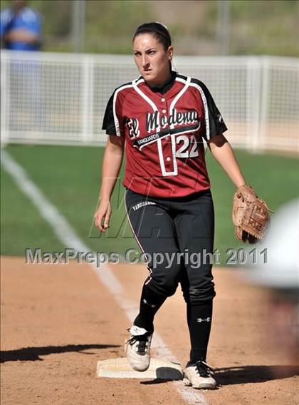 Thumbnail 2 in Edison vs. El Modena (Woodbridge Tournament) photogallery.