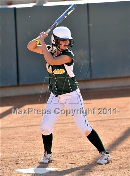 Thumbnail 2 in Edison vs. El Modena (Woodbridge Tournament) photogallery.